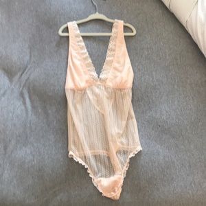 Arie body suit